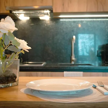 The Cale - Antero De Quental 31 * Oporto