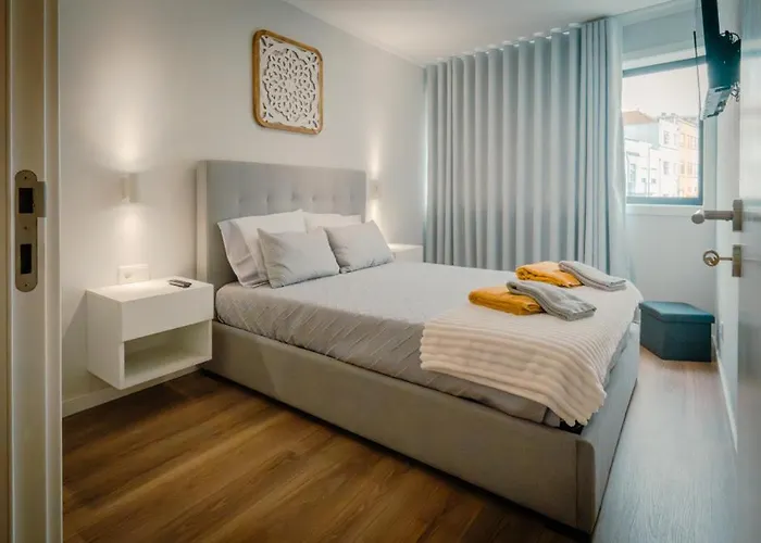 The Cale - Antero De Quental 31 * بورتو